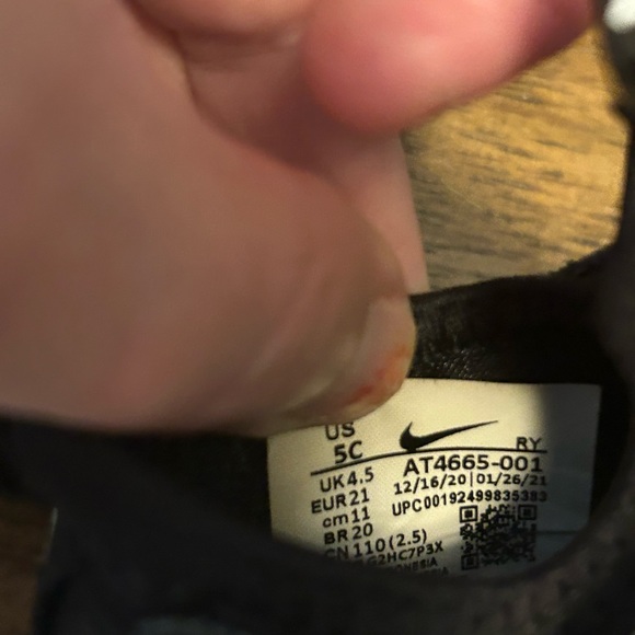 Nike Flexrunner size 5C, EUC - Picture 4 of 5